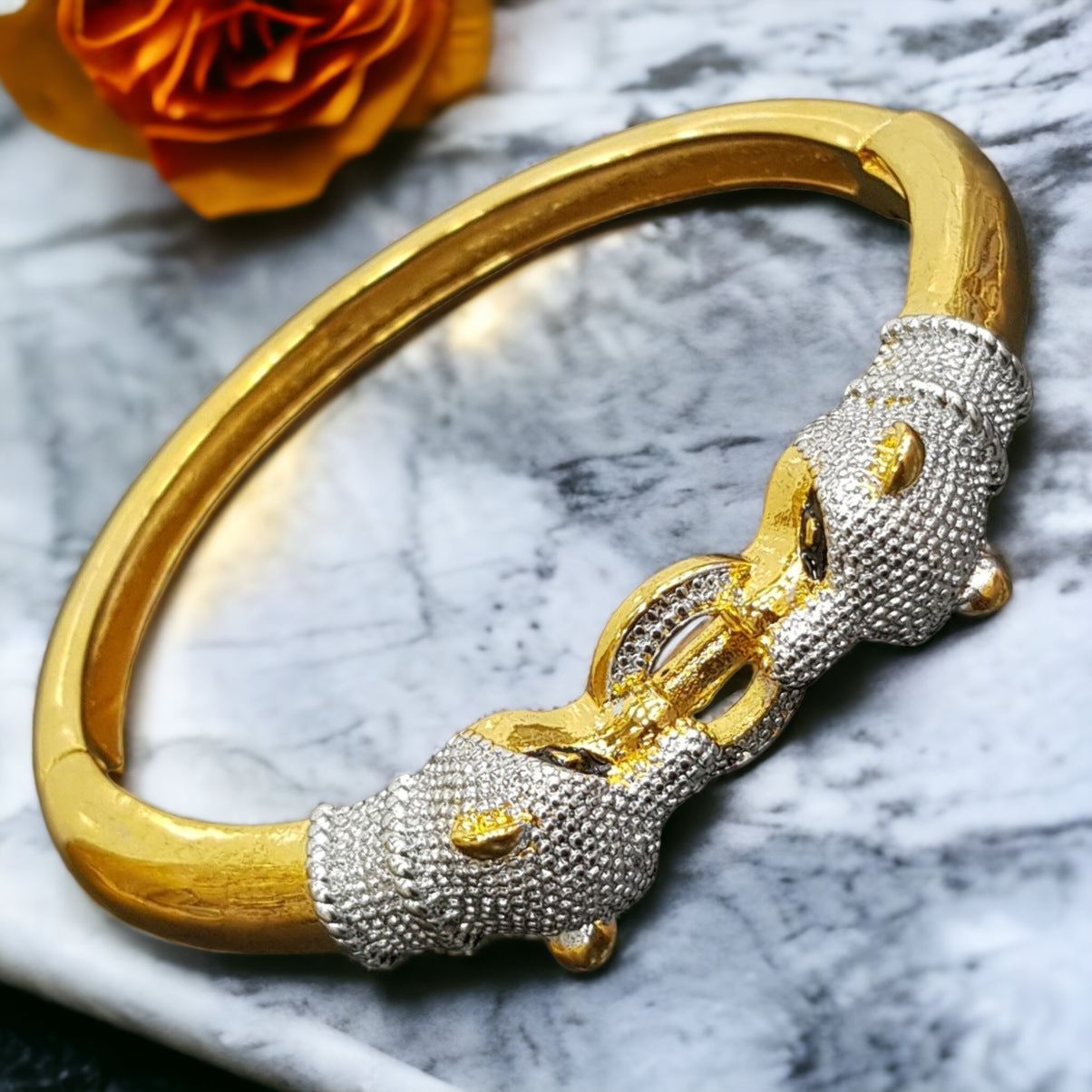 Buy quality 916 hallmark gold jaguar bracelet in Mumbai